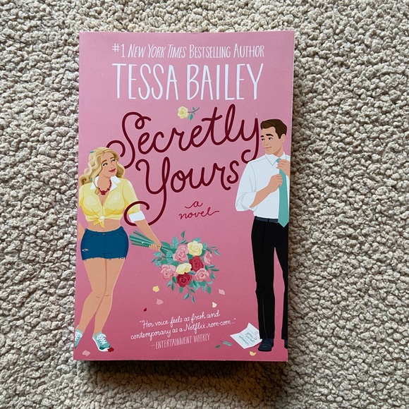 🌸 Tessa Bailey 🌸 “Secretly Yours” paperback book - Picture 2 of 7
